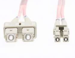 4cabling 5m Lc-sc Om1 Multimode Fibre Optic Cable: Salmon Pink Fl.om1lcsc5mp